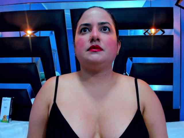 KemberlyCortes webcam