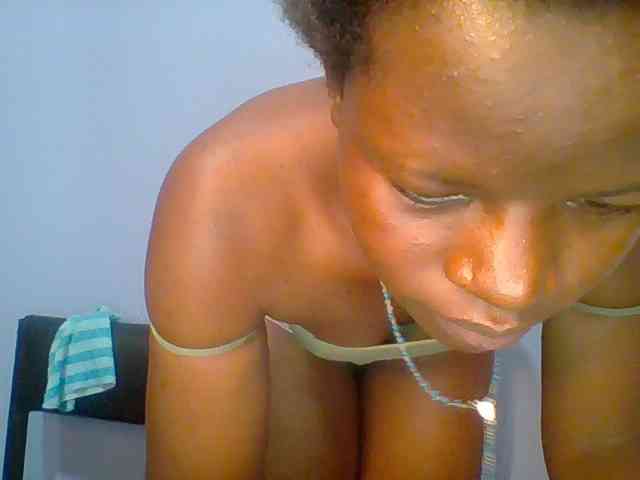 I-WANNA-PLEASE-U webcam