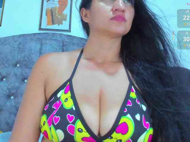 mia-Angells webcam