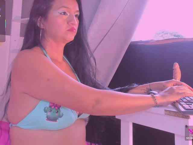 mia-Angells webcam