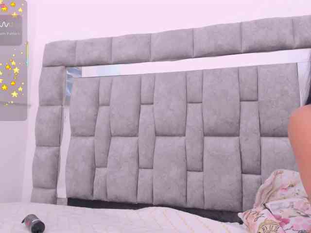 mia-Angells webcam