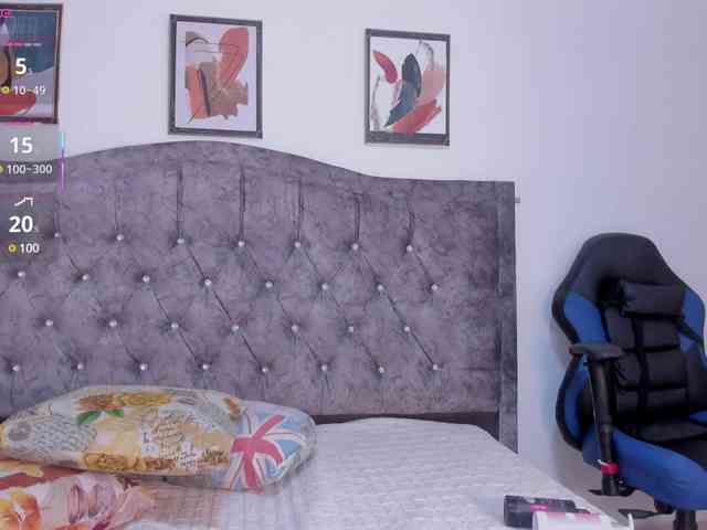 mia-Angells webcam