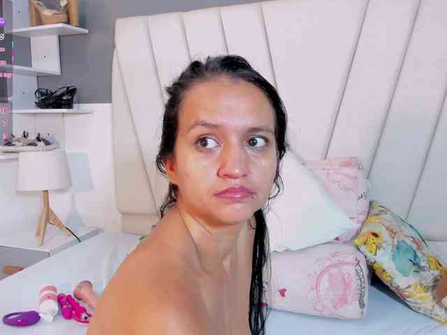 mia-Angells