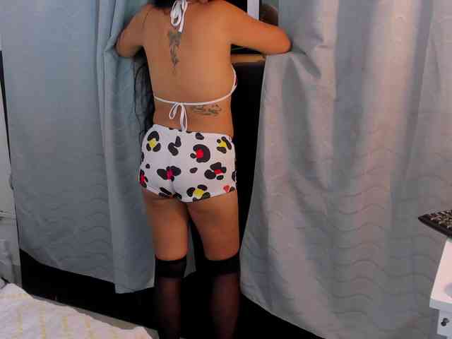 mia-Angells webcam