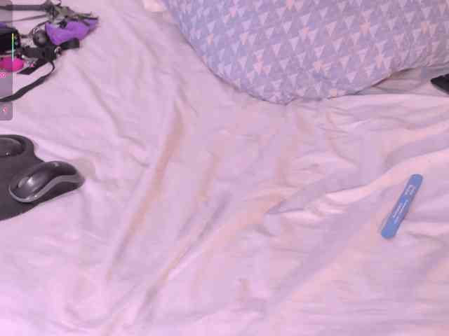mia-Angells webcam