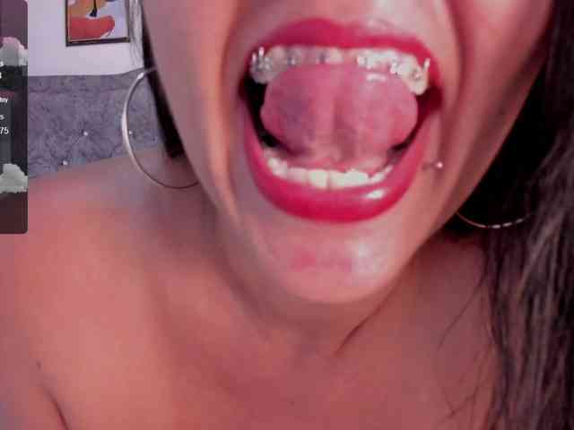 mia-Angells webcam
