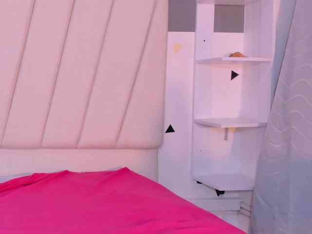 mia-Angells webcam