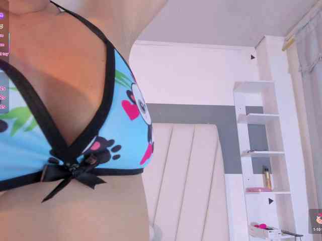 mia-Angells webcam