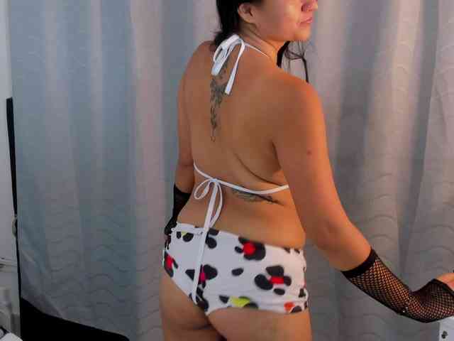 mia-Angells webcam