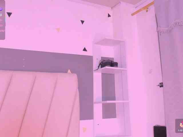 mia-Angells webcam