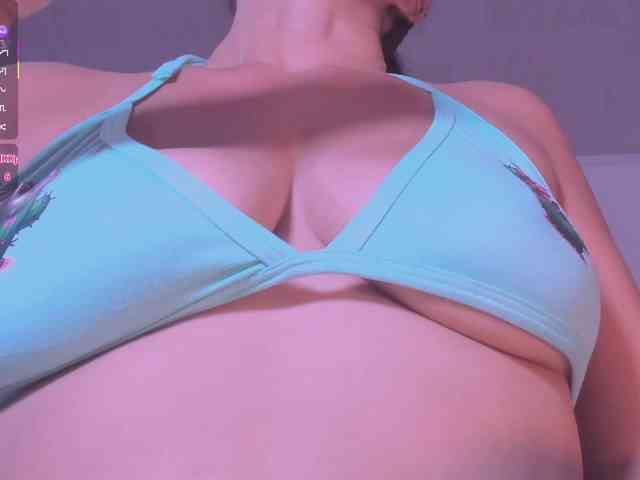 mia-Angells webcam