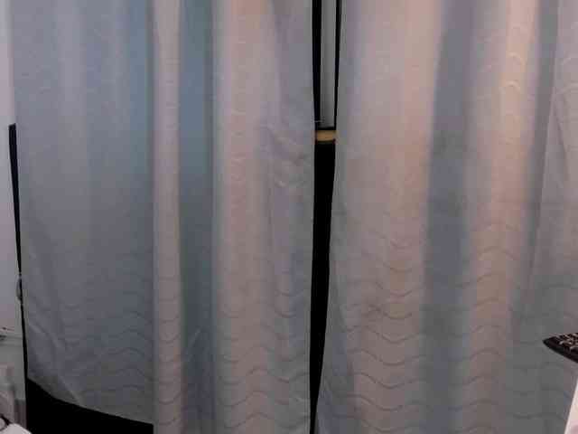 mia-Angells webcam