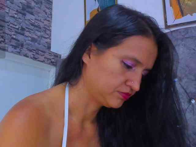mia-Angells webcam