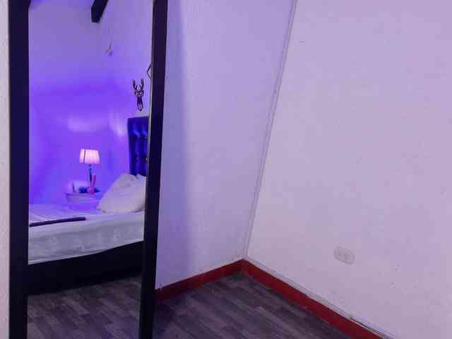Cumeater-cougar69 webcam