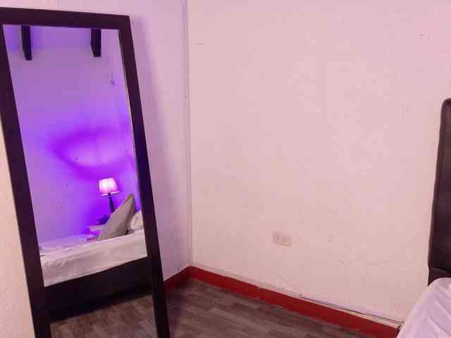 Cumeater-cougar69 webcam