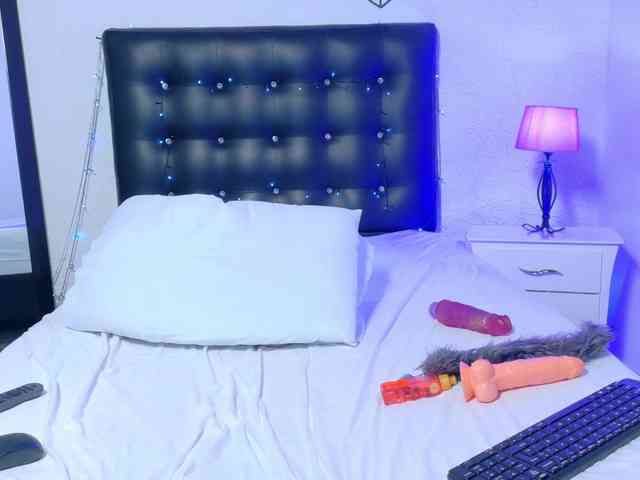 Cumeater-cougar69 webcam