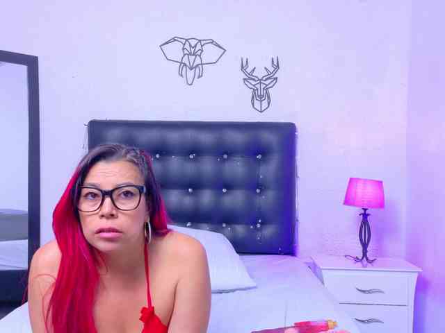 Cumeater-cougar69 webcam