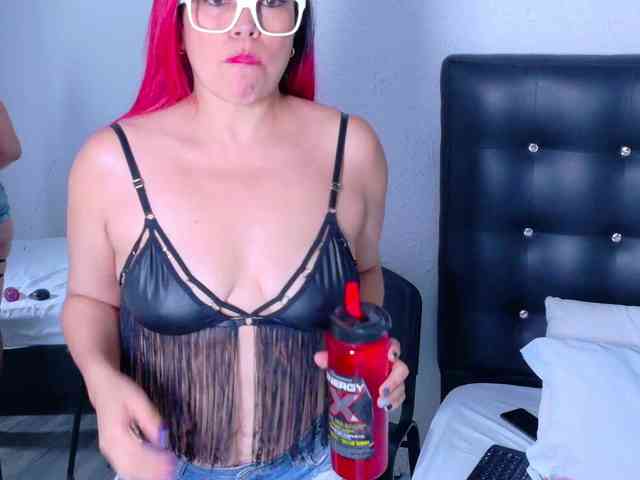 Cumeater-cougar69 webcam
