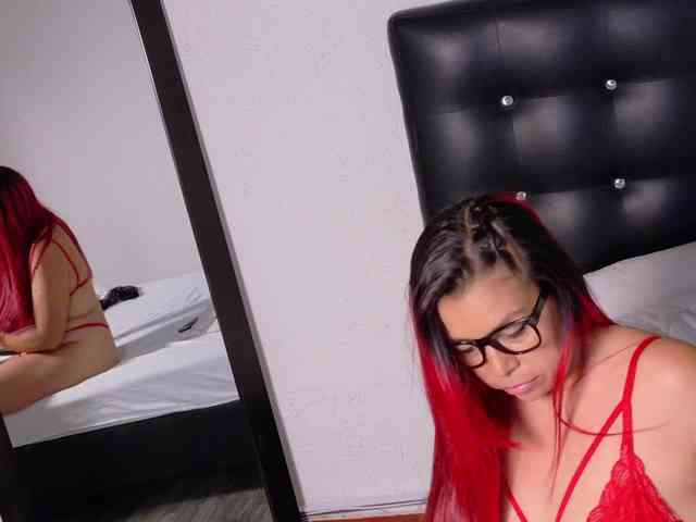 Cumeater-cougar69 webcam