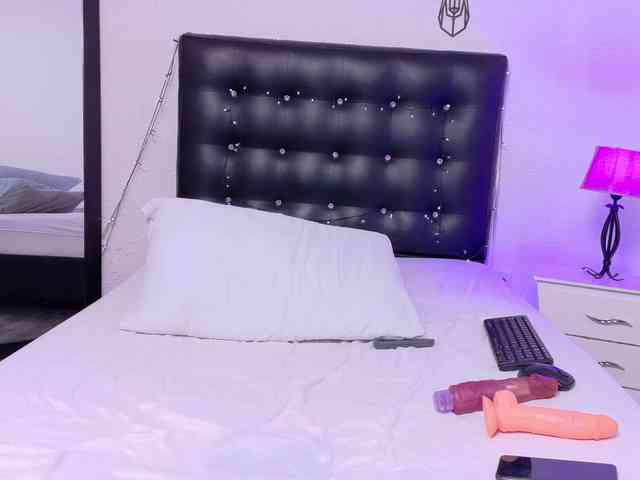 Cumeater-cougar69 webcam