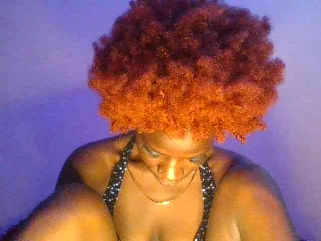 Savagetonguee webcam