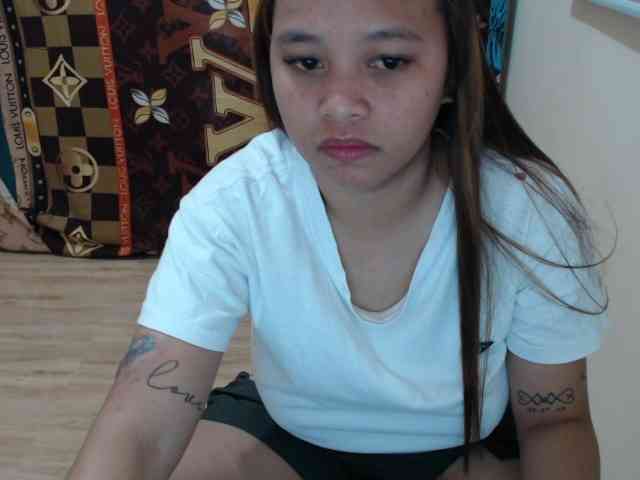 NewAsianHottie webcam