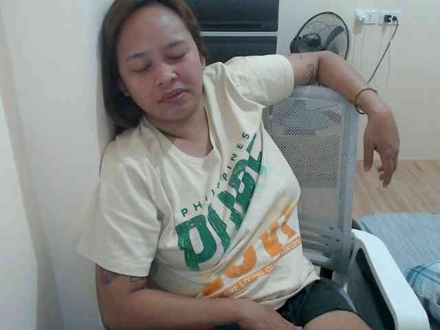 NewAsianHottie NewAsianHottie