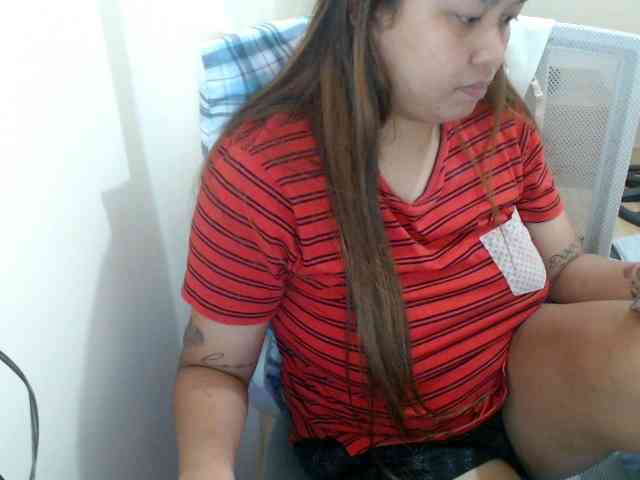 NewAsianHottie NewAsianHottie