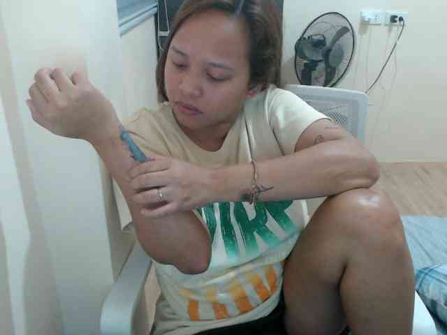 NewAsianHottie NewAsianHottie