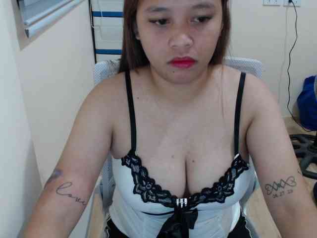 NewAsianHottie webcam