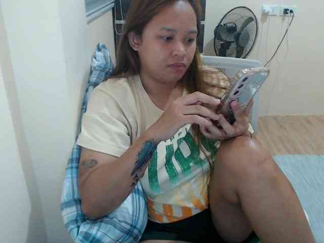 NewAsianHottie NewAsianHottie