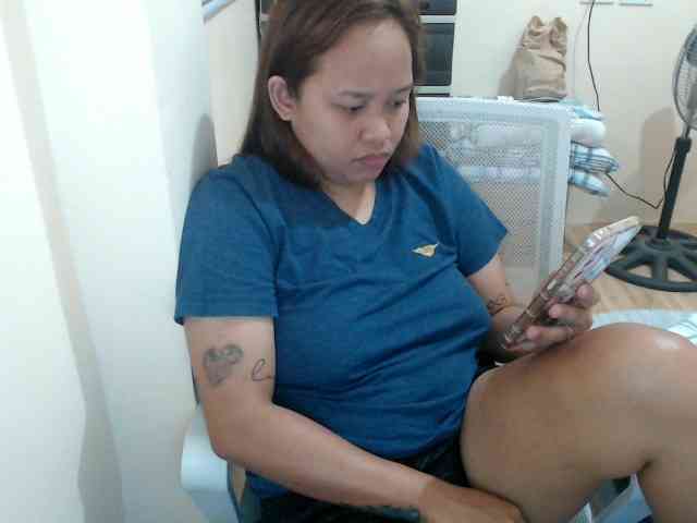 NewAsianHottie NewAsianHottie