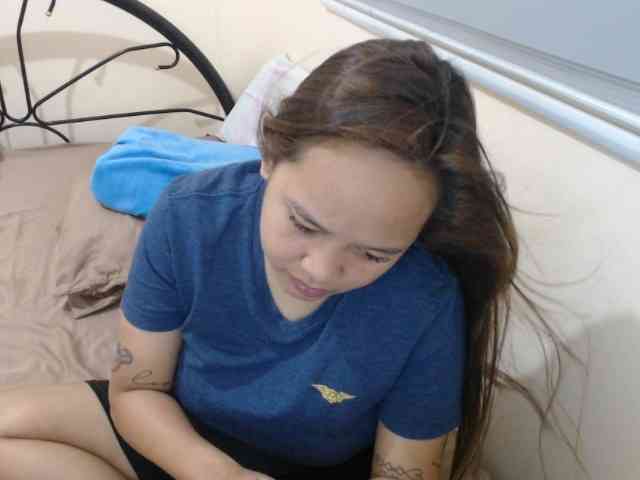 NewAsianHottie webcam