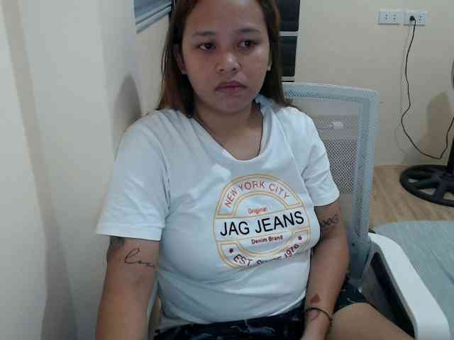 NewAsianHottie NewAsianHottie