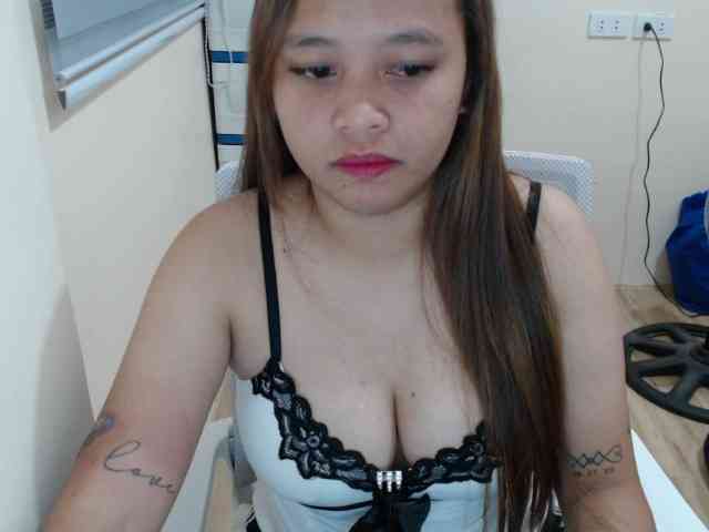 NewAsianHottie webcam