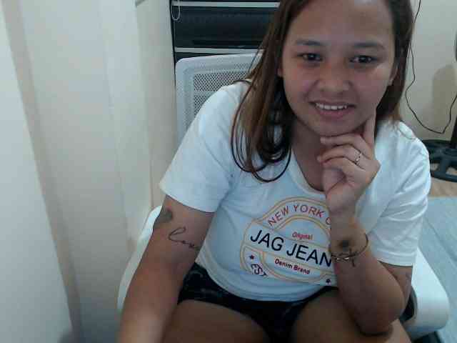 NewAsianHottie NewAsianHottie