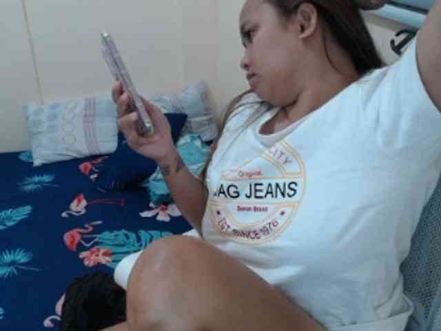 NewAsianHottie webcam