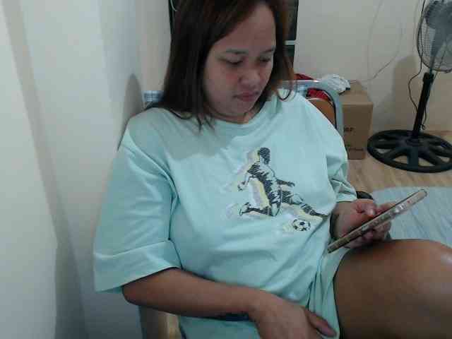 NewAsianHottie webcam