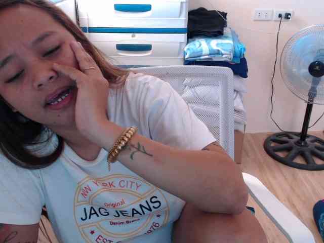 NewAsianHottie webcam
