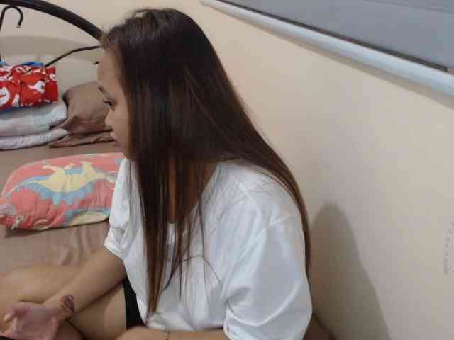 NewAsianHottie webcam