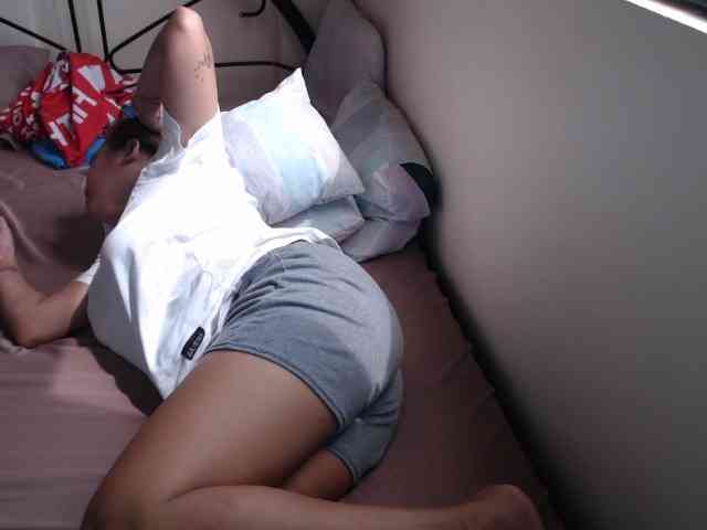 NewAsianHottie webcam