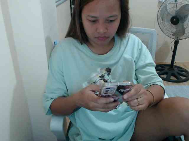 NewAsianHottie NewAsianHottie