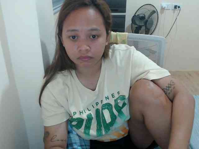 NewAsianHottie NewAsianHottie