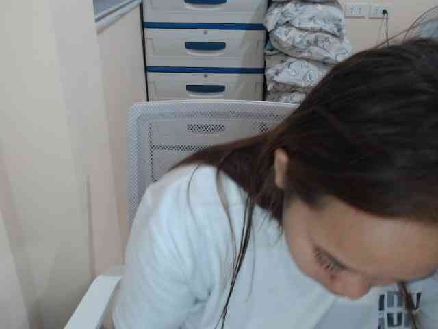 NewAsianHottie webcam