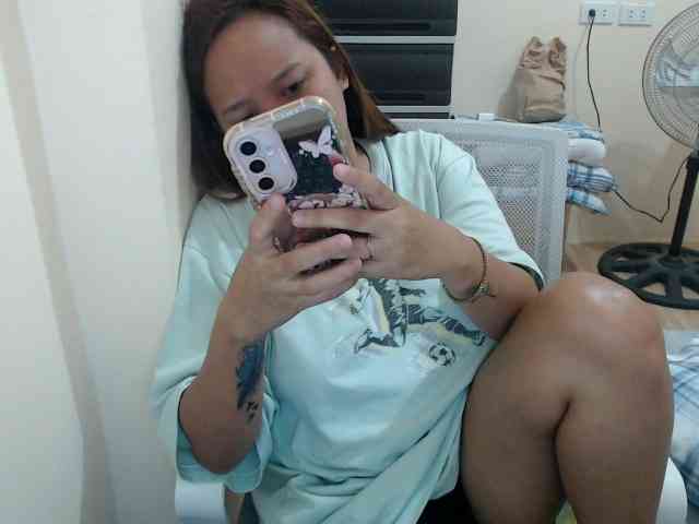 NewAsianHottie NewAsianHottie