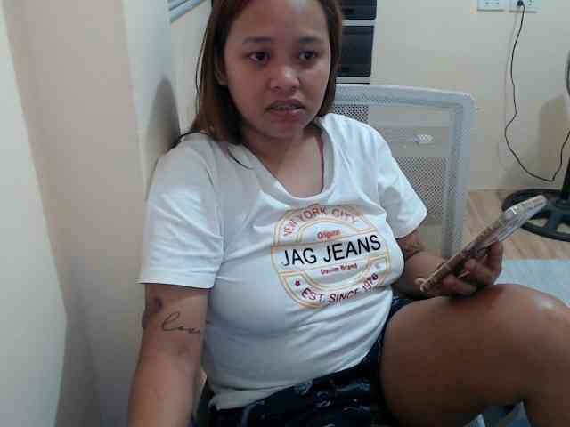 NewAsianHottie NewAsianHottie