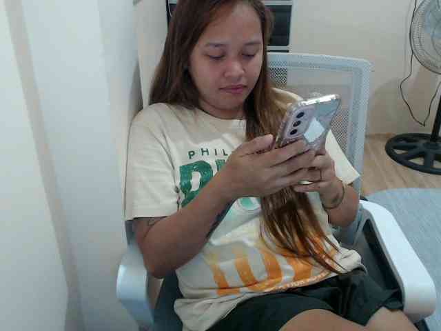 NewAsianHottie webcam