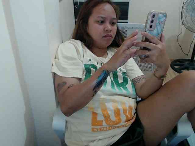 NewAsianHottie NewAsianHottie