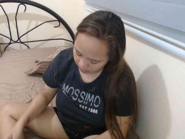 NewAsianHottie webcam