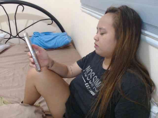 NewAsianHottie webcam